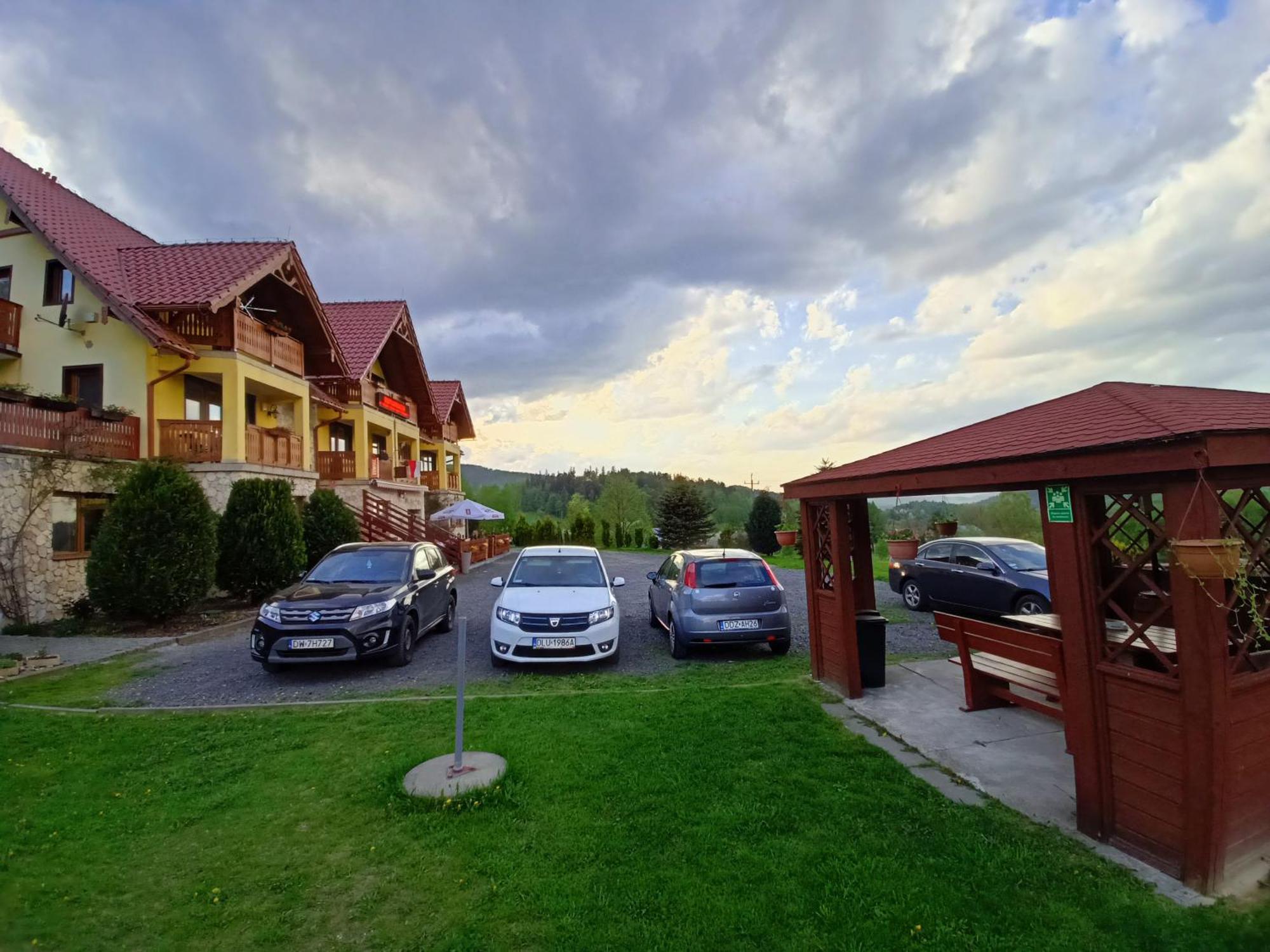 Pensjonat Zielone Wzgorze W Boleslawowie Stronie Slaskie Exterior photo